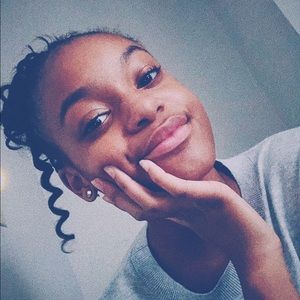 Meet your Posher, Sierah